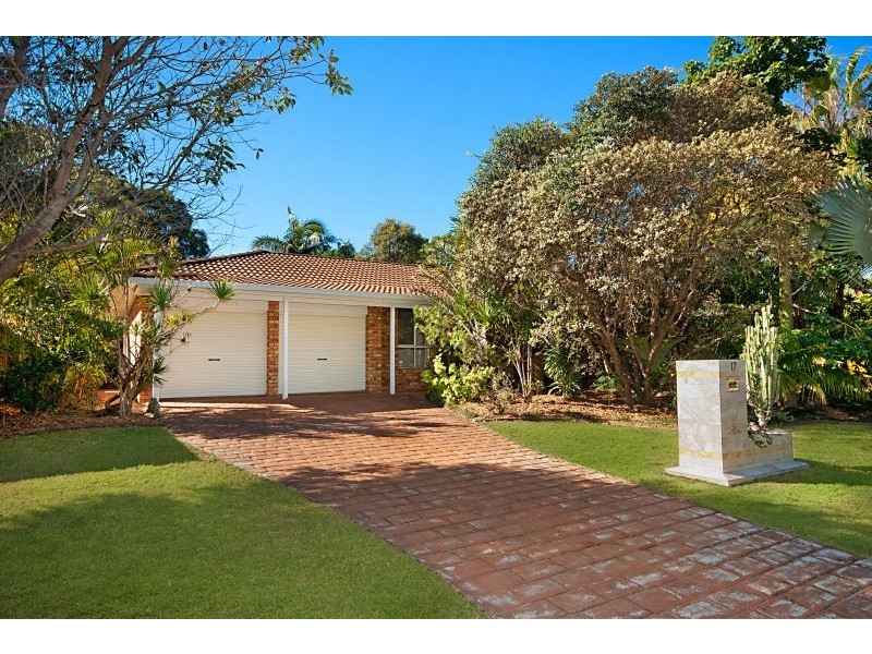17 Belongil Crescent, Byron Bay NSW 2481