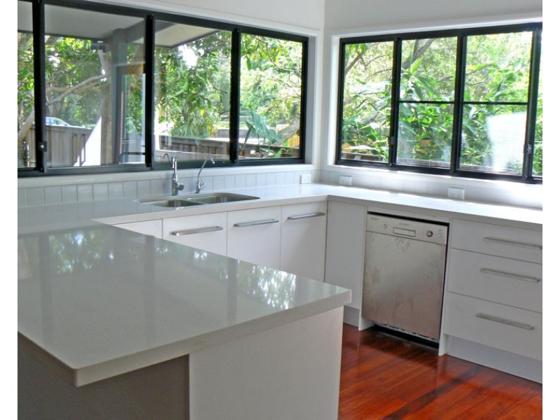 4 COOPER STREET, Byron Bay NSW 2481