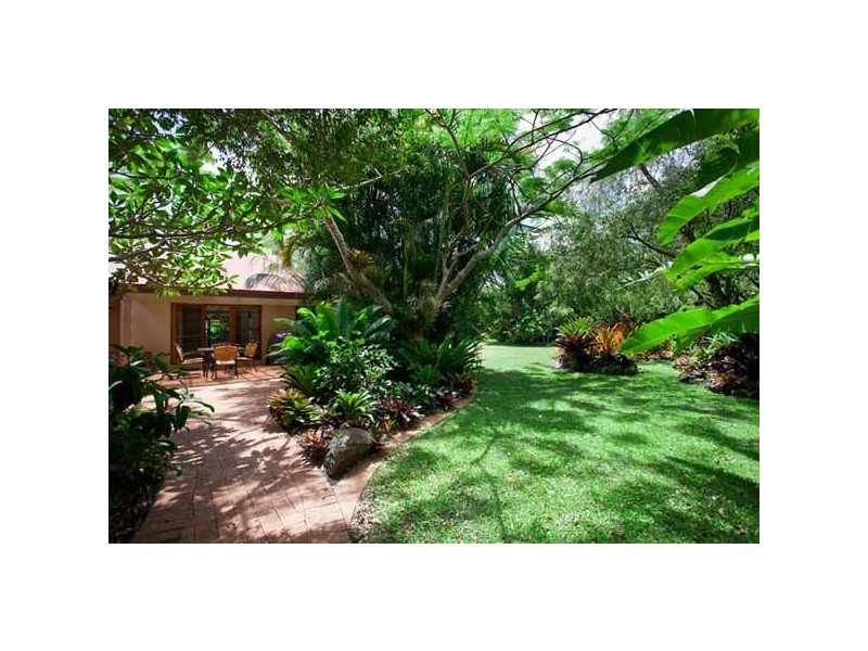 24 BEACHSIDE DRIVE, Suffolk Park NSW 2481