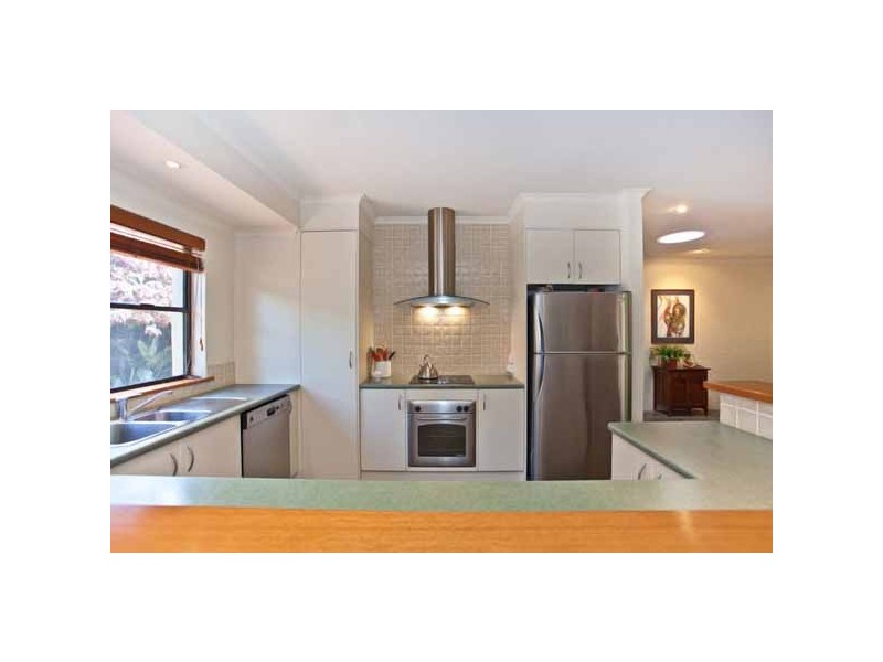 24 BEACHSIDE DRIVE, Suffolk Park NSW 2481