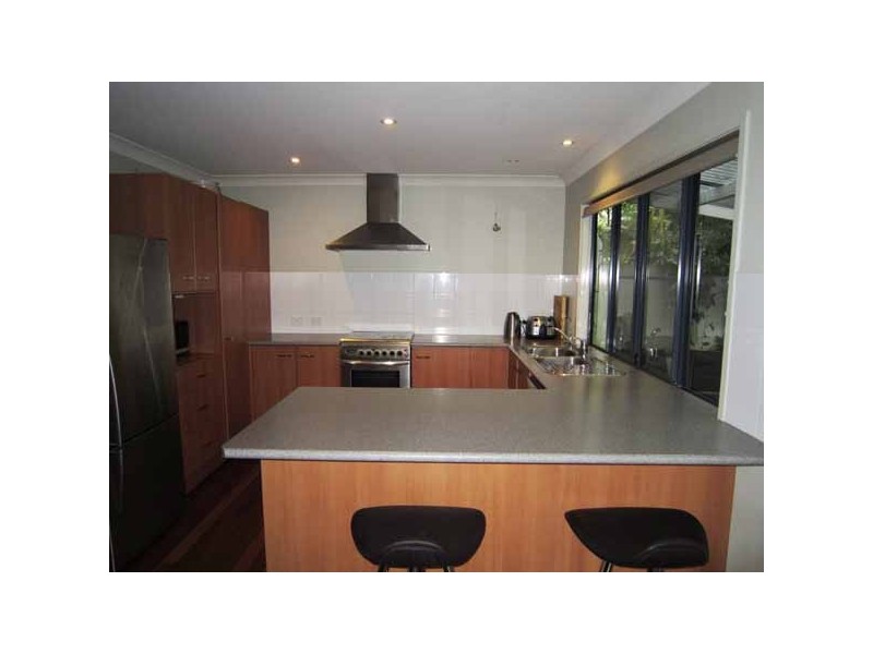 8/3 PECAN COURT, Suffolk Park NSW 2481