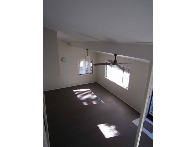 10 TAYLORS LAKE ROAD, Broken Head NSW 2481