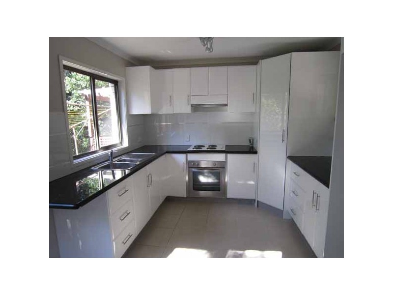 10 TAYLORS LAKE ROAD, Broken Head NSW 2481