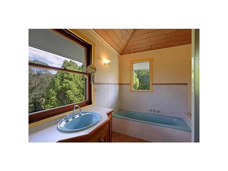 71 PLANTATION DRIVE, Ewingsdale NSW 2481