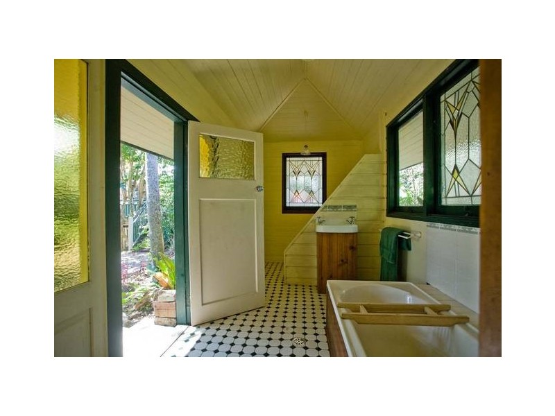 90 Risleys Hill Road, Federal NSW 2480