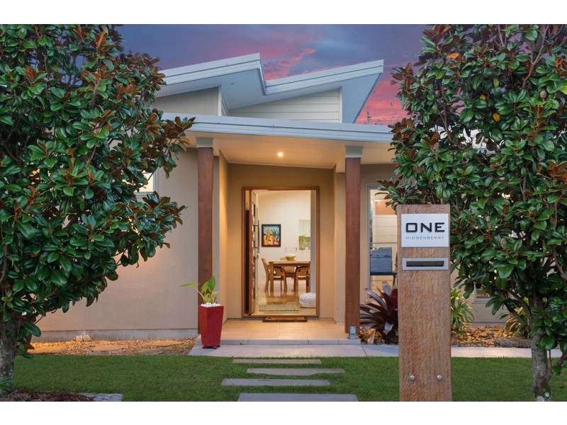 1 Midgenberry Place, Suffolk Park NSW 2481