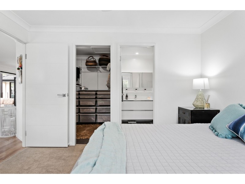 84 Beech Drive, Suffolk Park NSW 2481