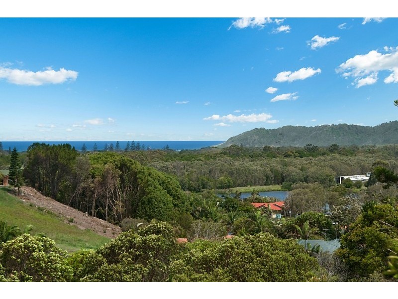 9 Hoop Pine Lane, Suffolk Park NSW 2481