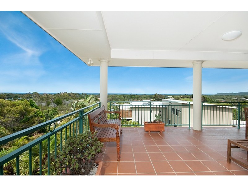 9 Hoop Pine Lane, Suffolk Park NSW 2481