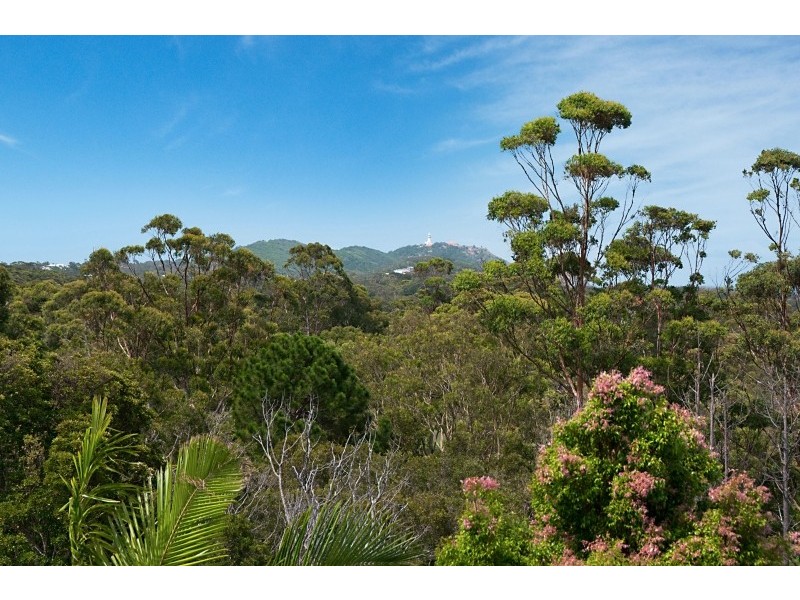 9 Hoop Pine Lane, Suffolk Park NSW 2481