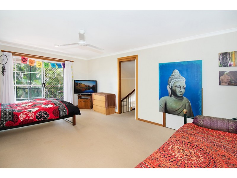 6 Teak Circuit, Suffolk Park NSW 2481