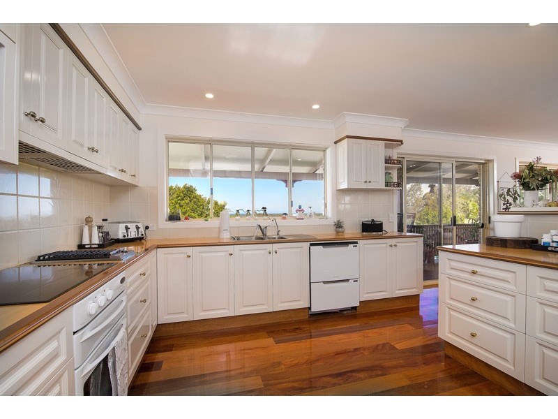 9 Banool Circuit, Ocean Shores NSW 2483