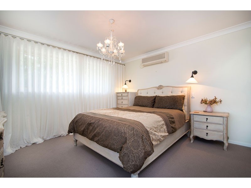 9 Banool Circuit, Ocean Shores NSW 2483