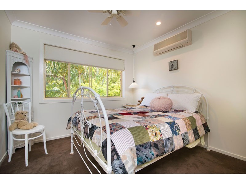 9 Banool Circuit, Ocean Shores NSW 2483