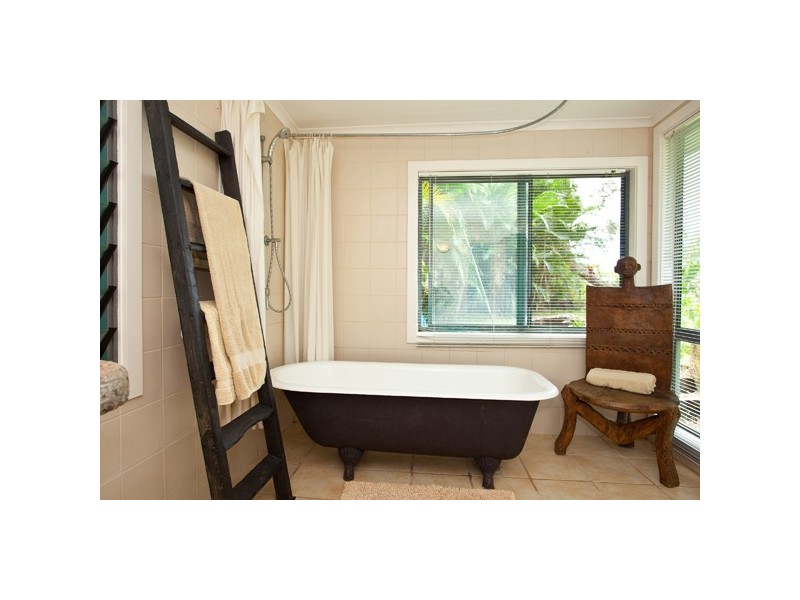 75 Old Bangalow Road, Byron Bay NSW 2481