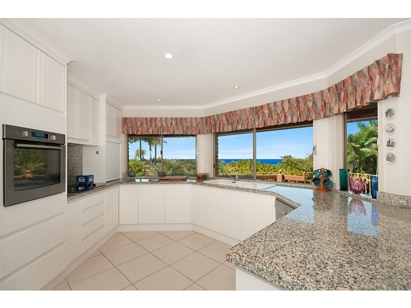 5 Napelle Court, Ocean Shores NSW 2483