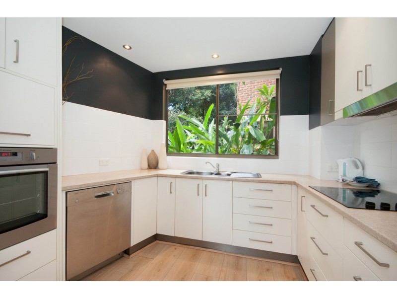 2/110 Lighthouse Road, Byron Bay NSW 2481
