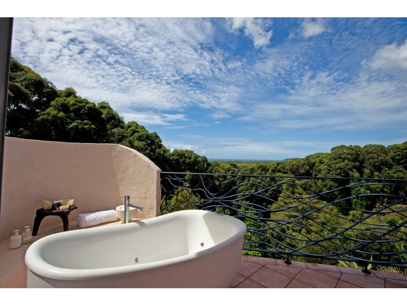 73 Old Bangalow Road, Byron Bay NSW 2481