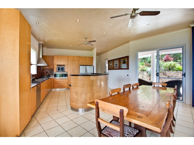 73 Old Bangalow Road, Byron Bay NSW 2481