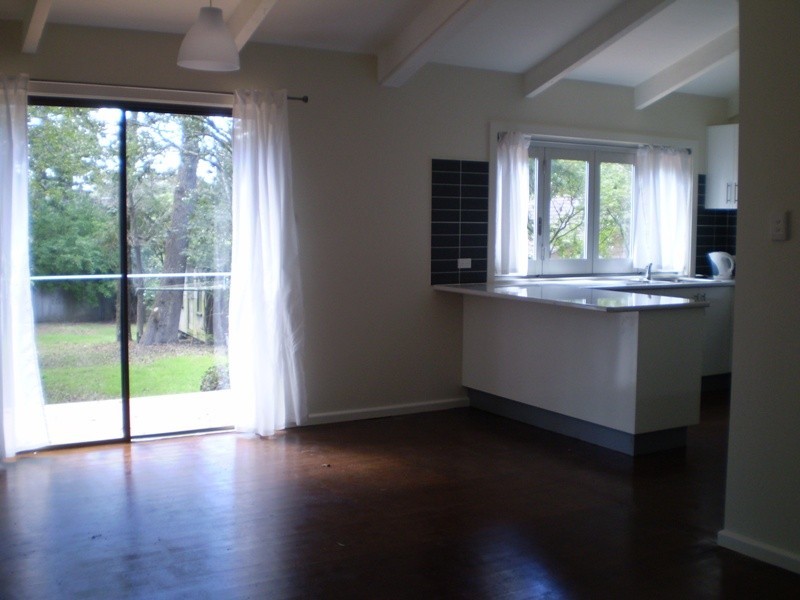 10 Willow Park Ave, Leura NSW 2780