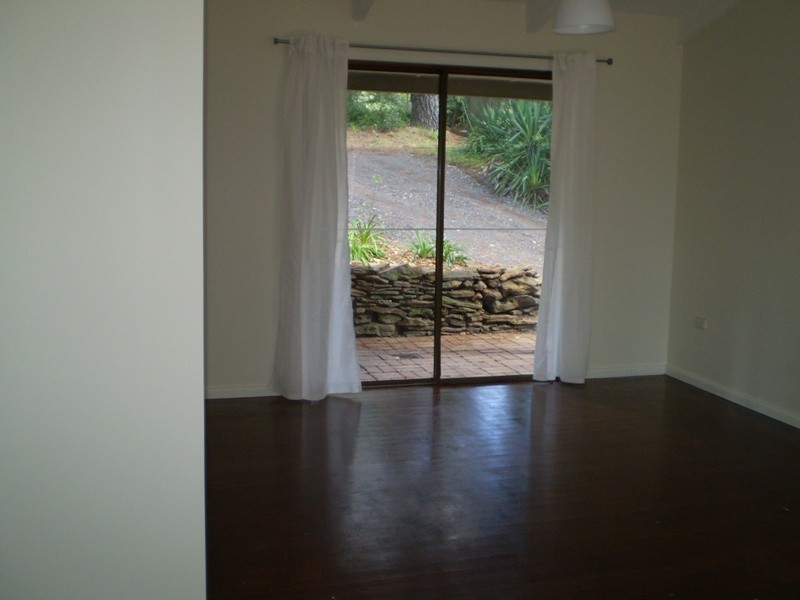 10 Willow Park Ave, Leura NSW 2780