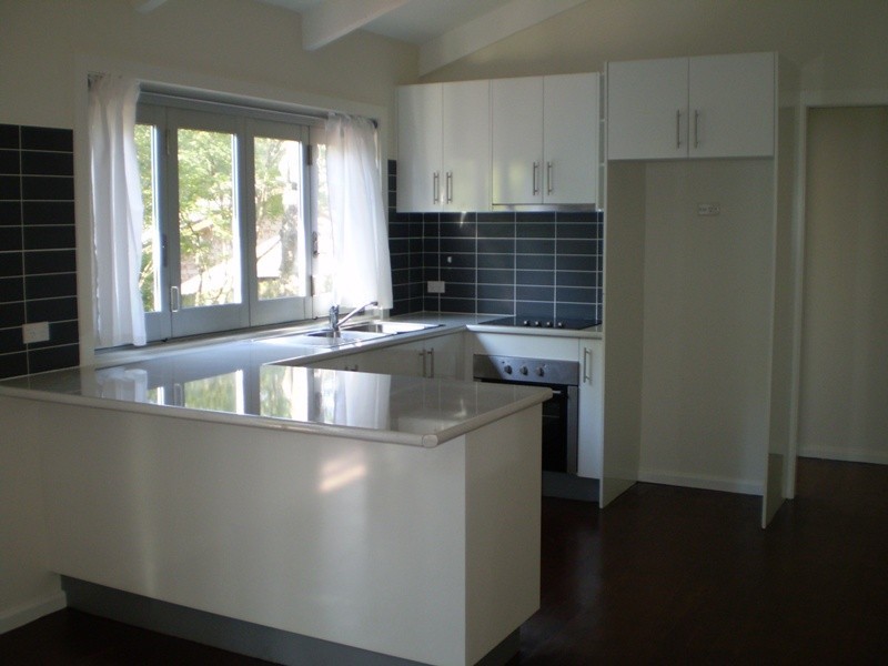 10 Willow Park Ave, Leura NSW 2780