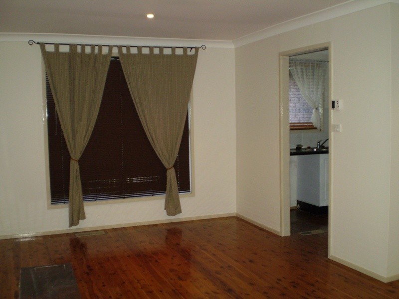 15 Wentworth St, Leura NSW 2780