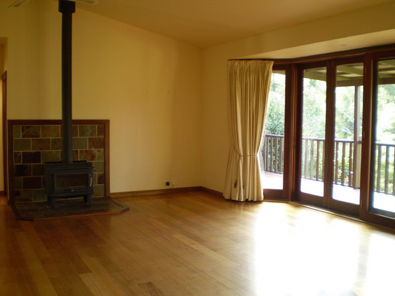 27 Kamillaroi Rd, Katoomba NSW 2780