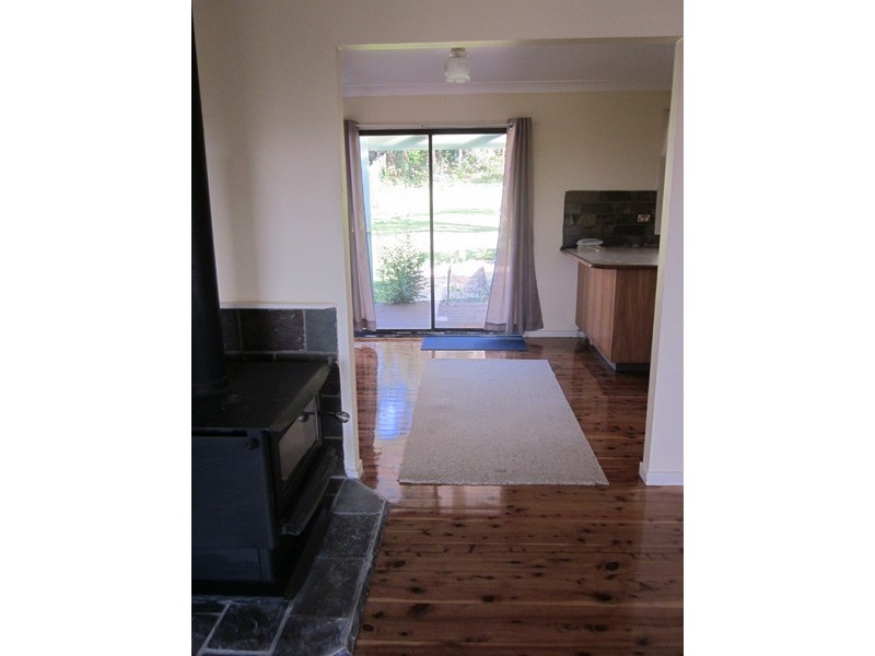 36 Hill St, Wentworth Falls NSW 2782