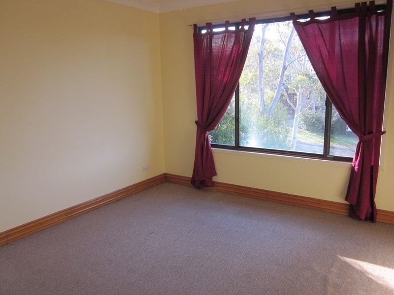 36 Hill St, Wentworth Falls NSW 2782