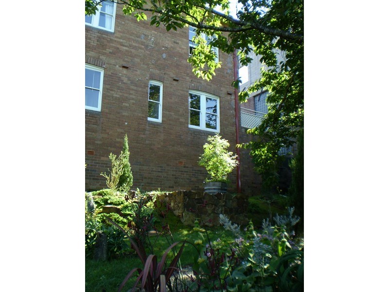 9A Lovel St, Katoomba NSW 2780