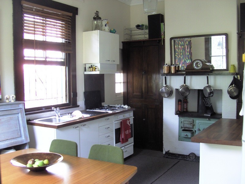 15 Dora St, Katoomba NSW 2780