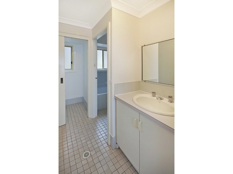 80 Rawson Pde, Leura NSW 2780