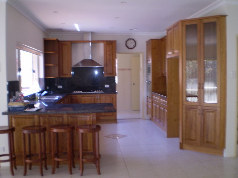 8 Vale St, Leura NSW 2780