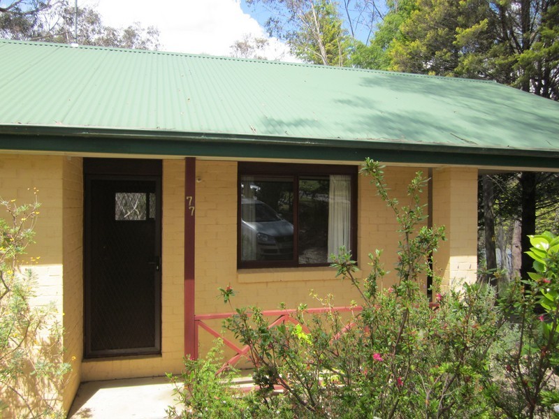 77 Seventh Ave, Katoomba NSW 2780