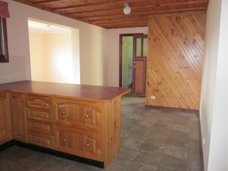 77 Seventh Ave, Katoomba NSW 2780