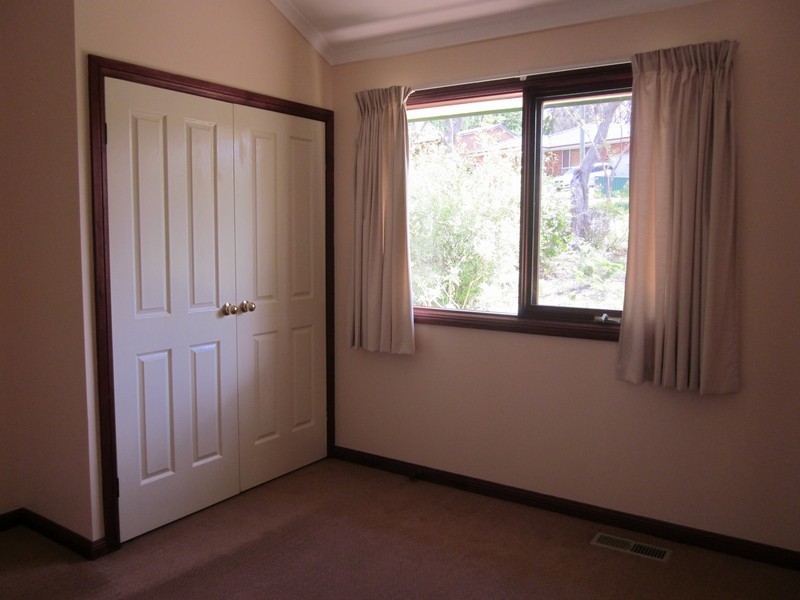 77 Seventh Ave, Katoomba NSW 2780