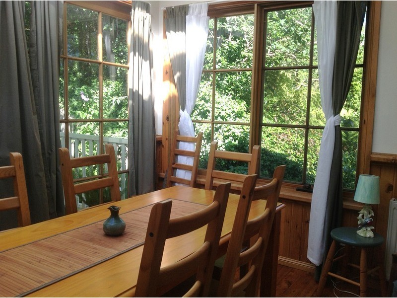 69 Railway Pde, Leura NSW 2780