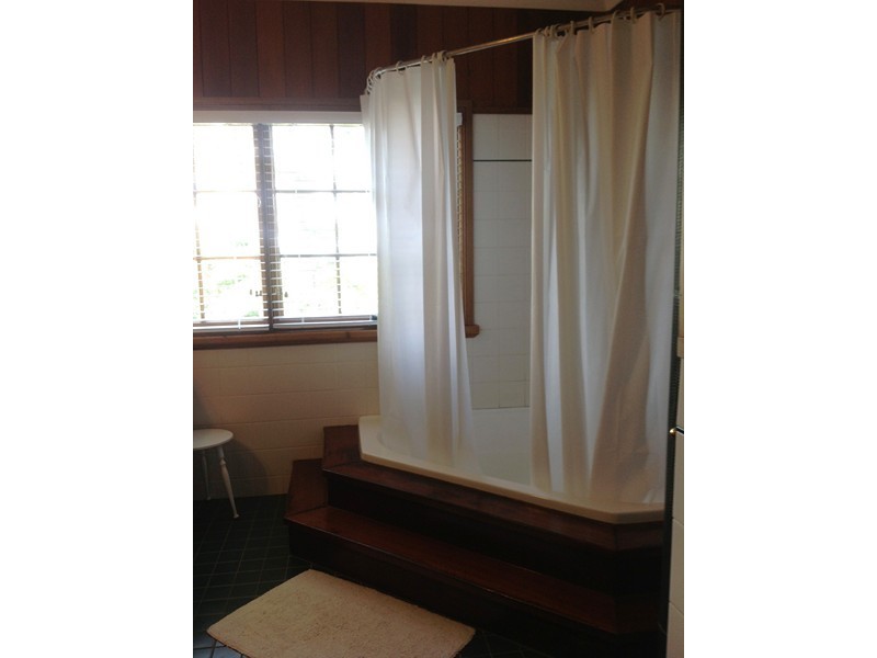 69 Railway Pde, Leura NSW 2780