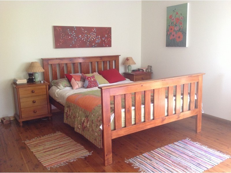 69 Railway Pde, Leura NSW 2780