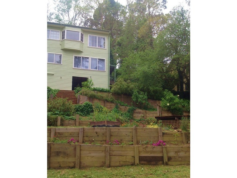 69 Railway Pde, Leura NSW 2780