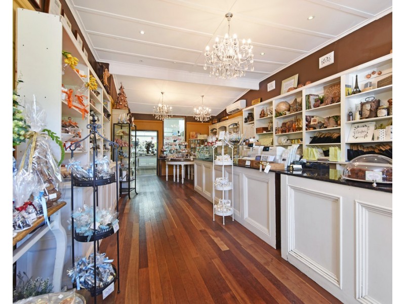 132 Leura Mall, Leura NSW 2780