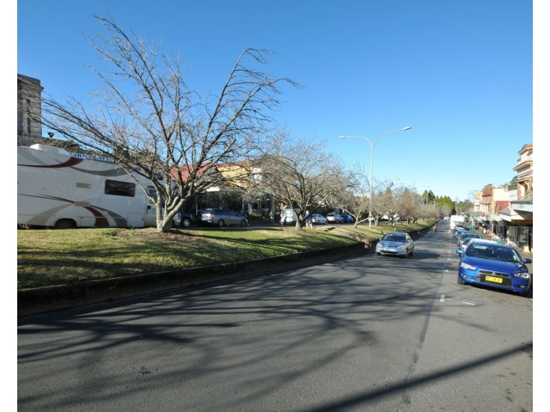 132 Leura Mall, Leura NSW 2780