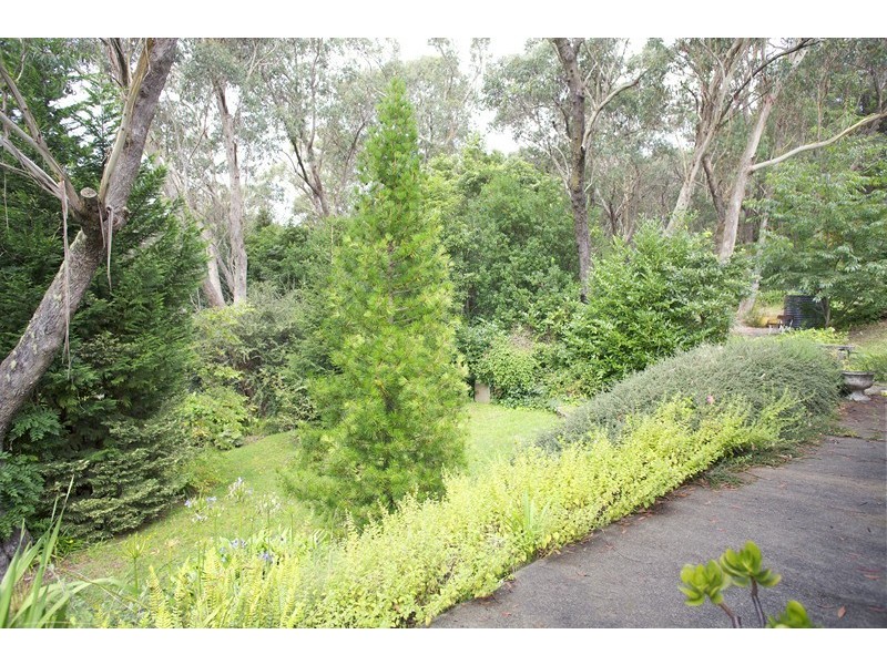 19 Kurrawang Street, Leura NSW 2780