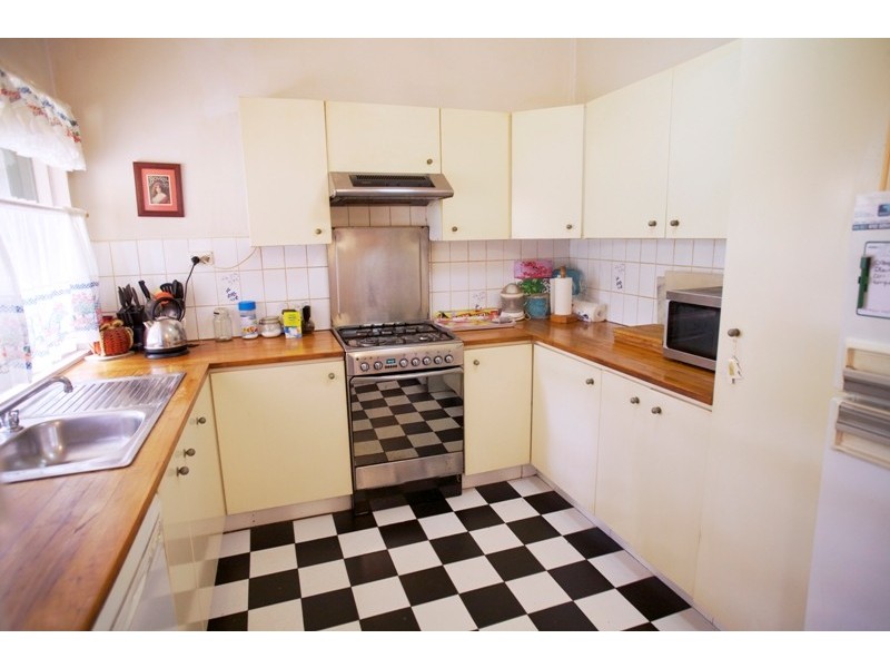 86 Dalrymple Avenue, Wentworth Falls NSW 2782