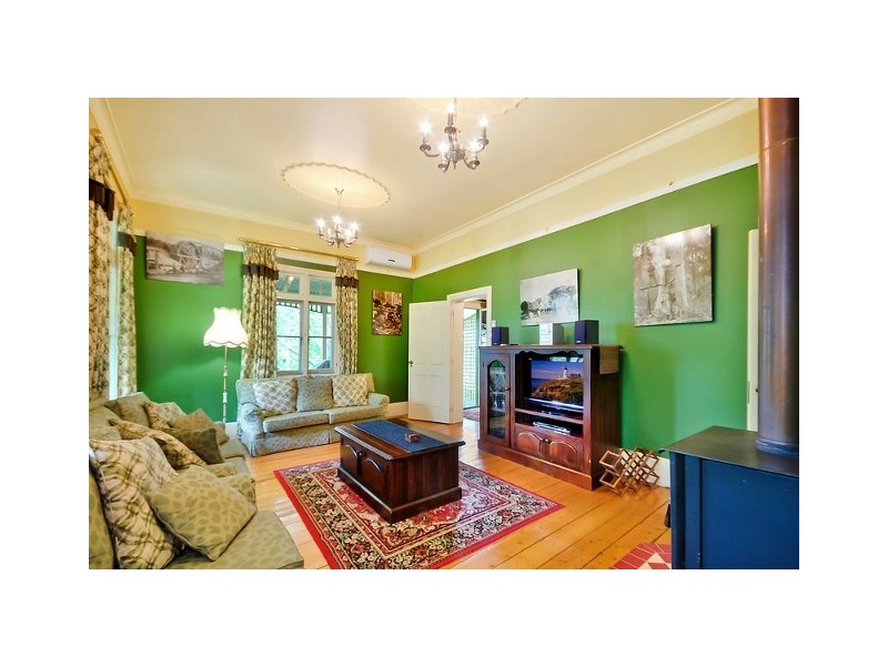 78 Fletcher Street, Wentworth Falls NSW 2782