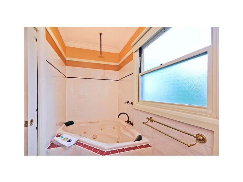 78 Fletcher Street, Wentworth Falls NSW 2782