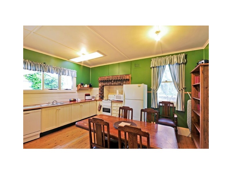 78 Fletcher Street, Wentworth Falls NSW 2782