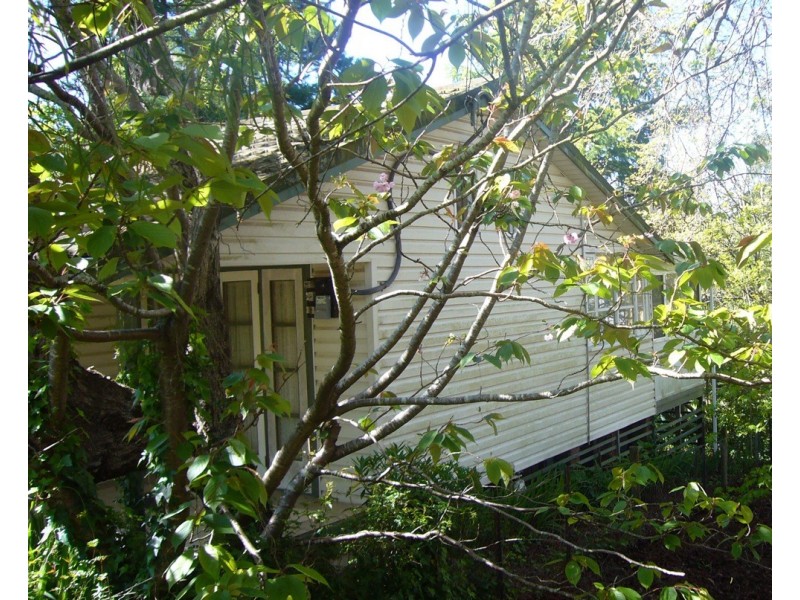 3 Fourth Ave, Katoomba NSW 2780