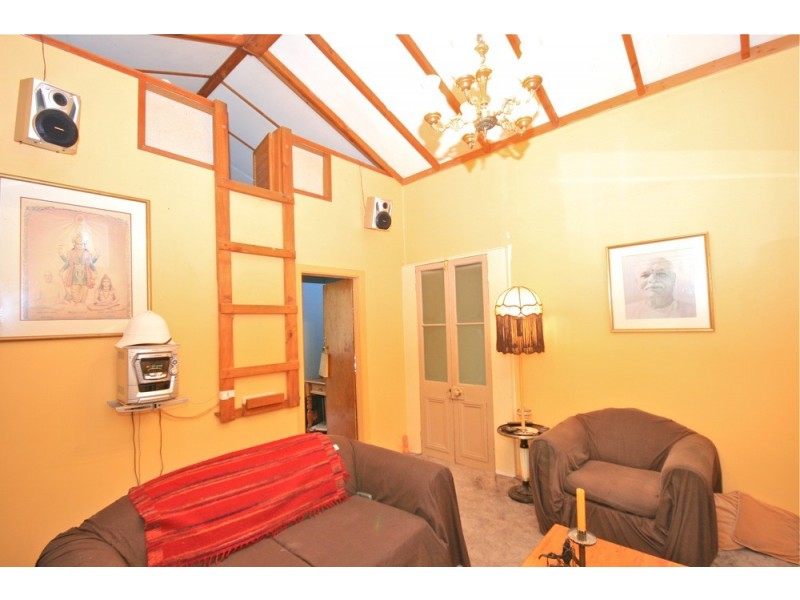 3 Fourth Ave, Katoomba NSW 2780